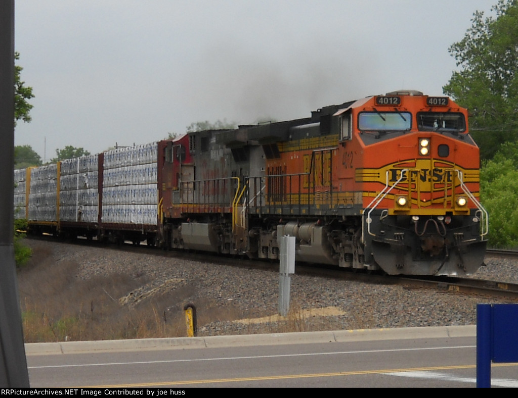 BNSF 4012 East